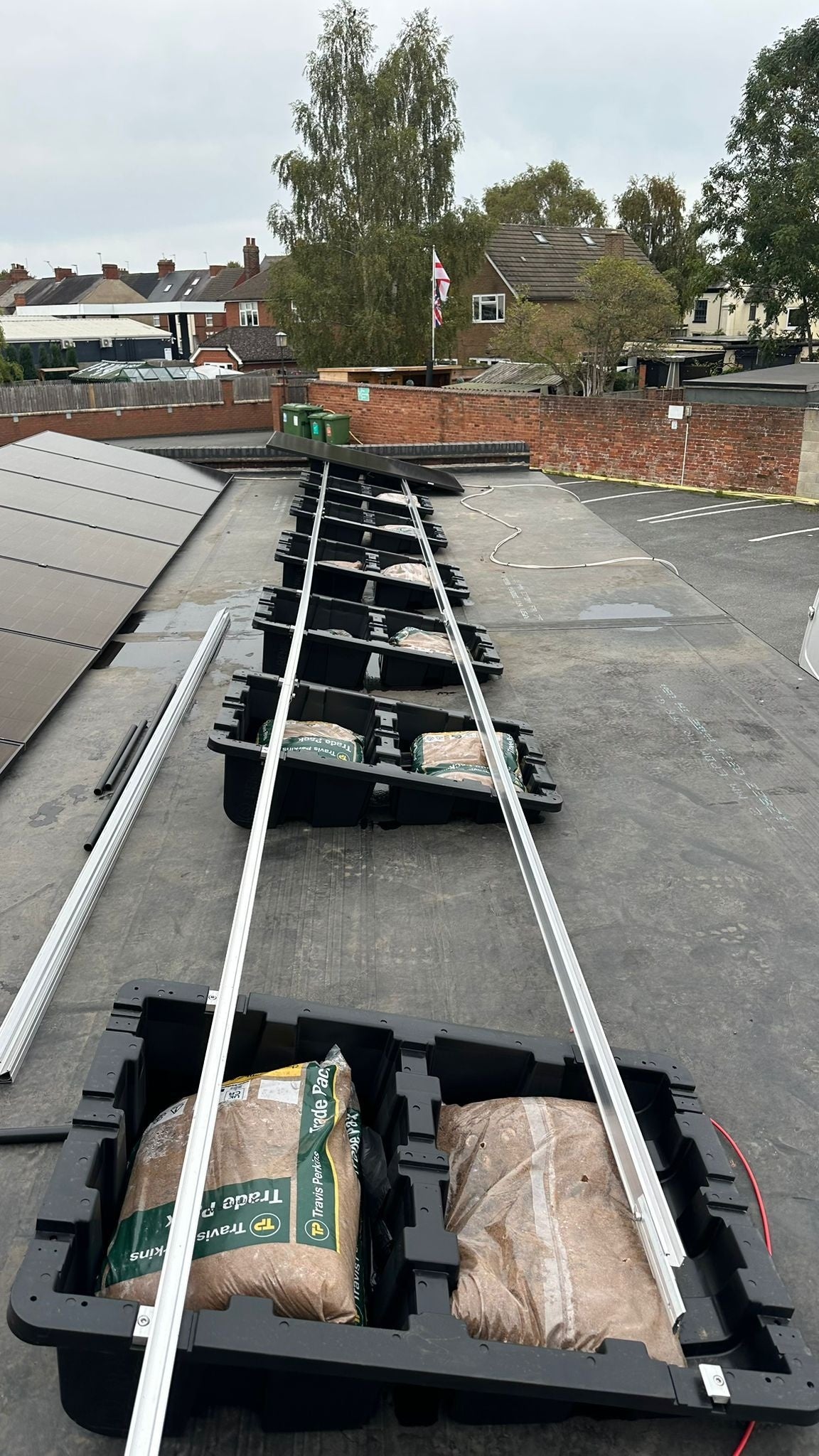 Fast Tub 13° For Flat Roof & Ground Mounting System For Solar PV Panels